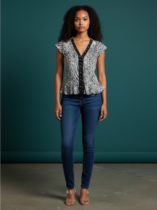 Milano Tops - Milano Vintage Y2K Geometric Animal Print Lace V-Neck Blouse | Size L | like new